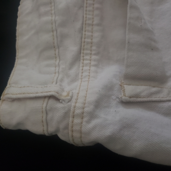 White distressed jean shorts - Picture 10 of 16